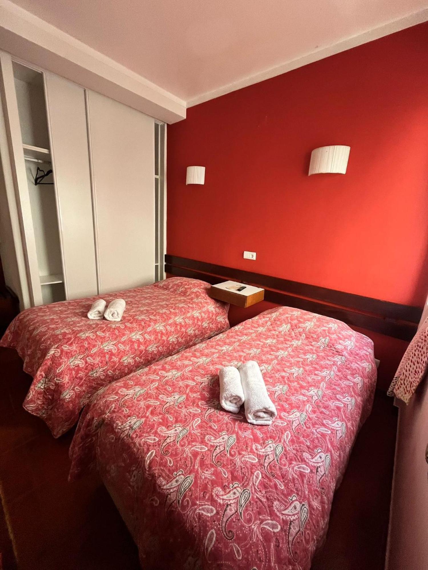 Residencia Aviz Hotel Peniche Szoba fotó
