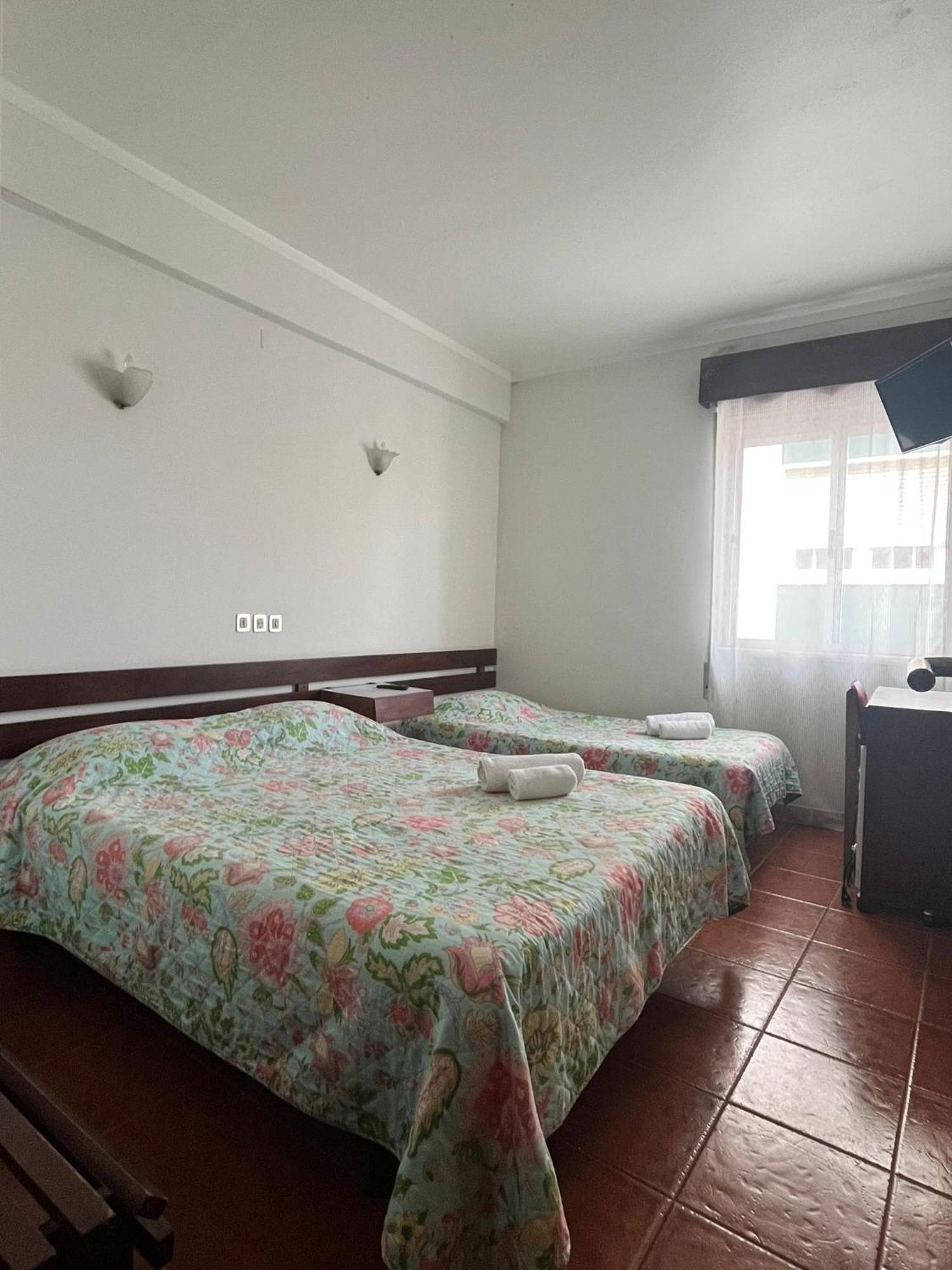 Residencia Aviz Hotel Peniche Kültér fotó