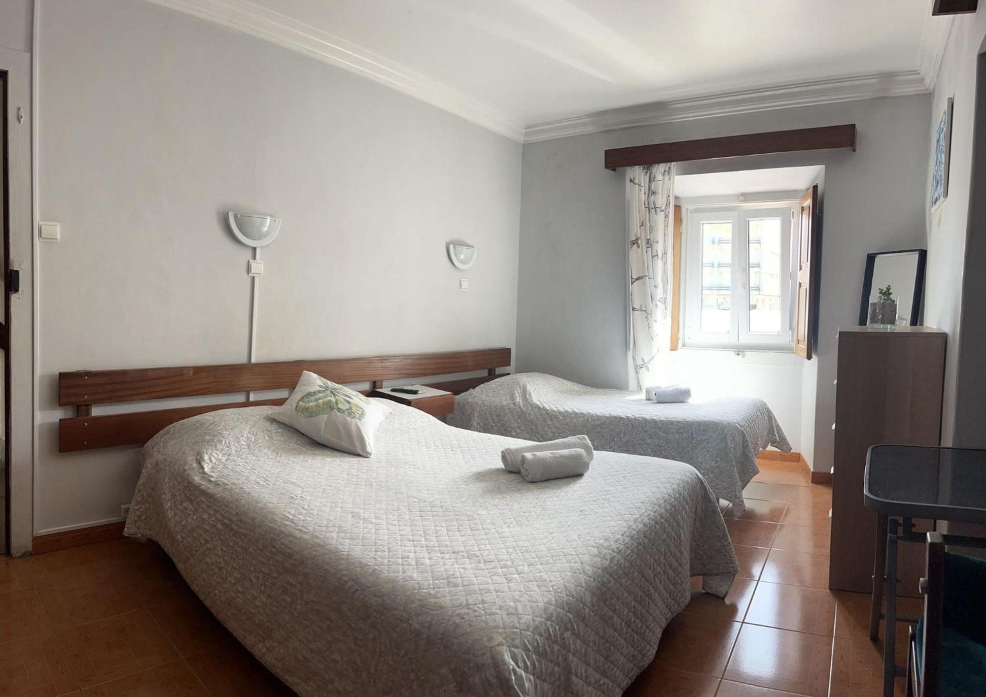 Residencia Aviz Hotel Peniche Kültér fotó