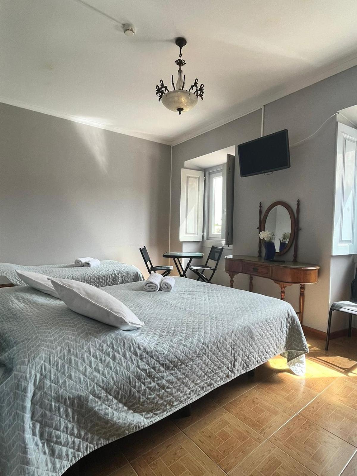 Residencia Aviz Hotel Peniche Kültér fotó