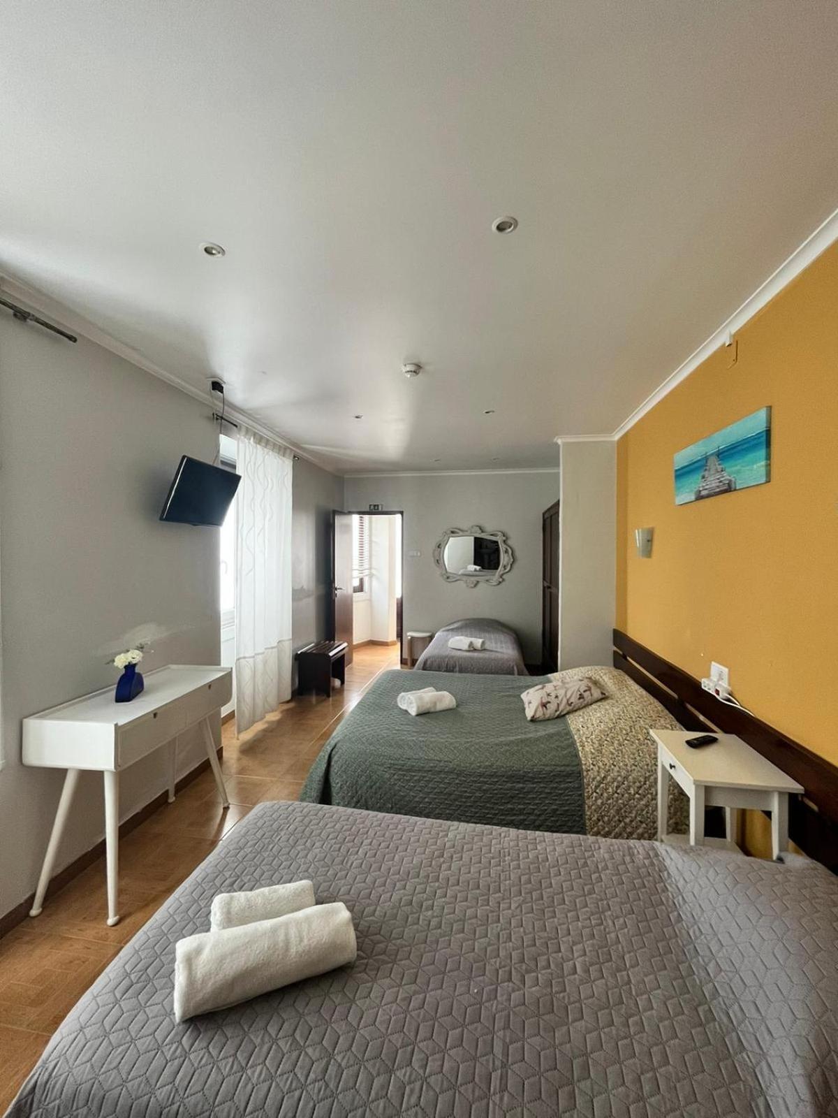 Residencia Aviz Hotel Peniche Kültér fotó