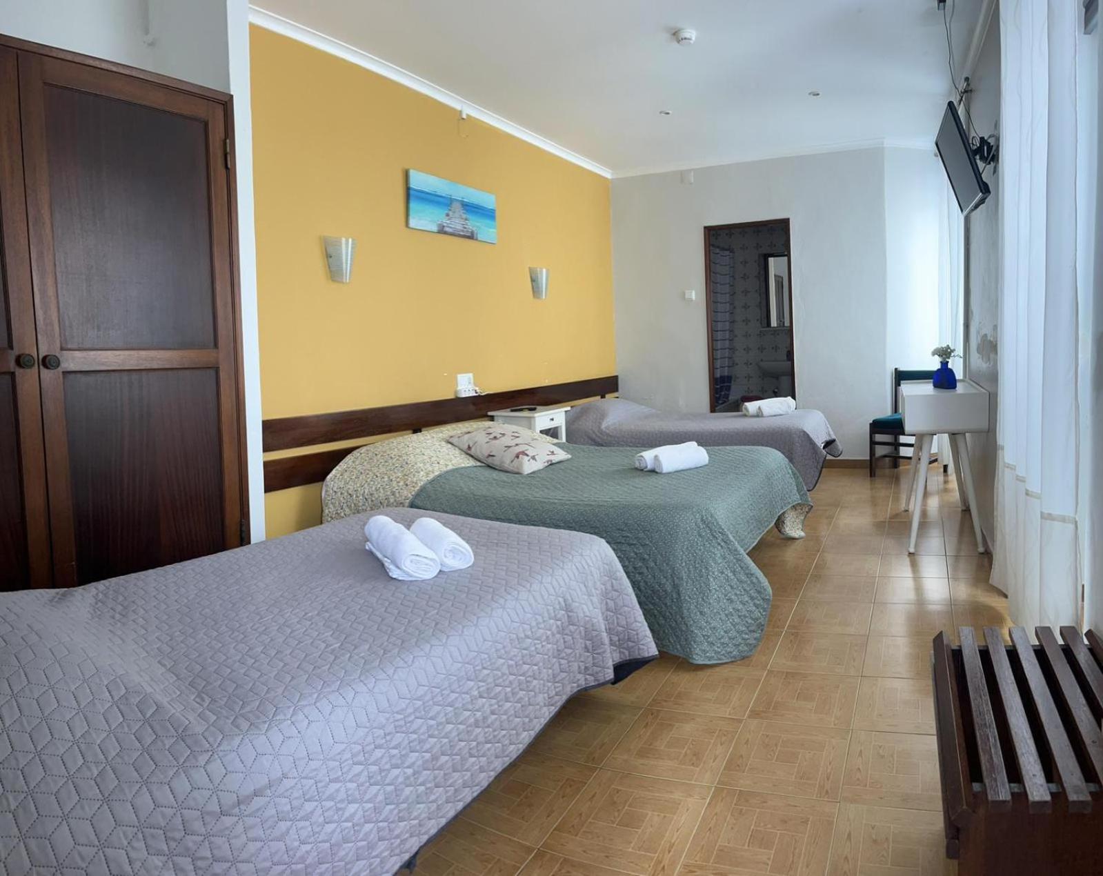 Residencia Aviz Hotel Peniche Szoba fotó
