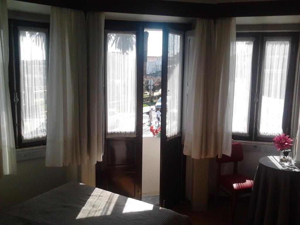 Residencia Aviz Hotel Peniche Kültér fotó